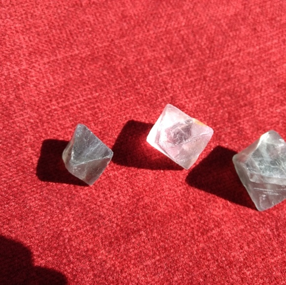 3 Flourite Octahedron from China - Picture 8 of 8